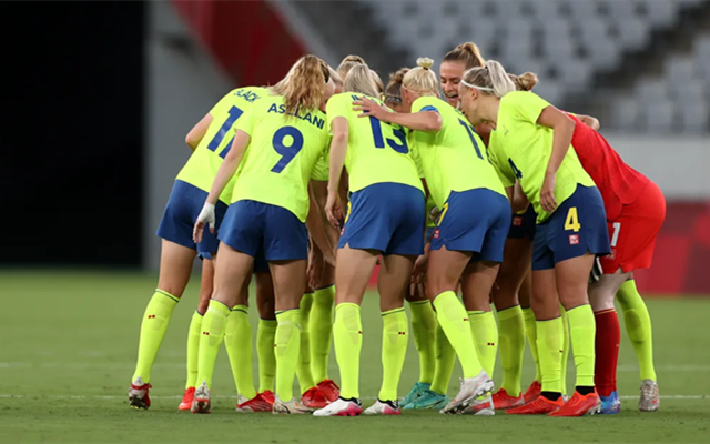 英格兰女足以强势姿态出征欧冠赛,冲刺欧冠的梦的简单介绍 英格兰女足以强势姿态出征欧冠赛,冲刺欧冠的梦的简单介绍