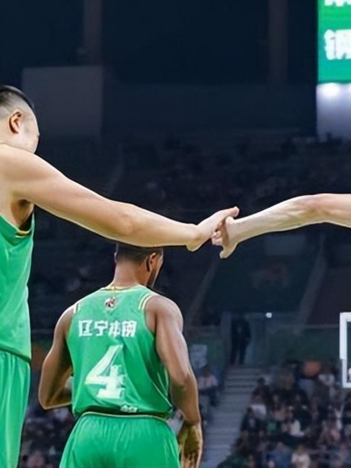 斯托克城主教练辞职,球队面临困境 斯托克城主教练辞职,球队面临困境