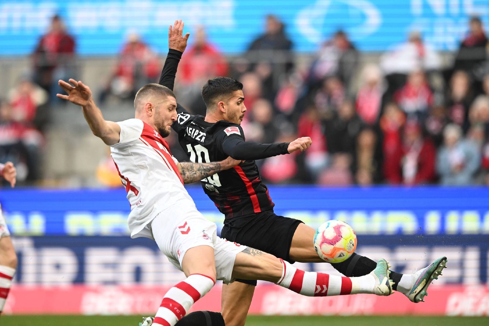 埃弗顿客场击败赫尔城，取得两连胜