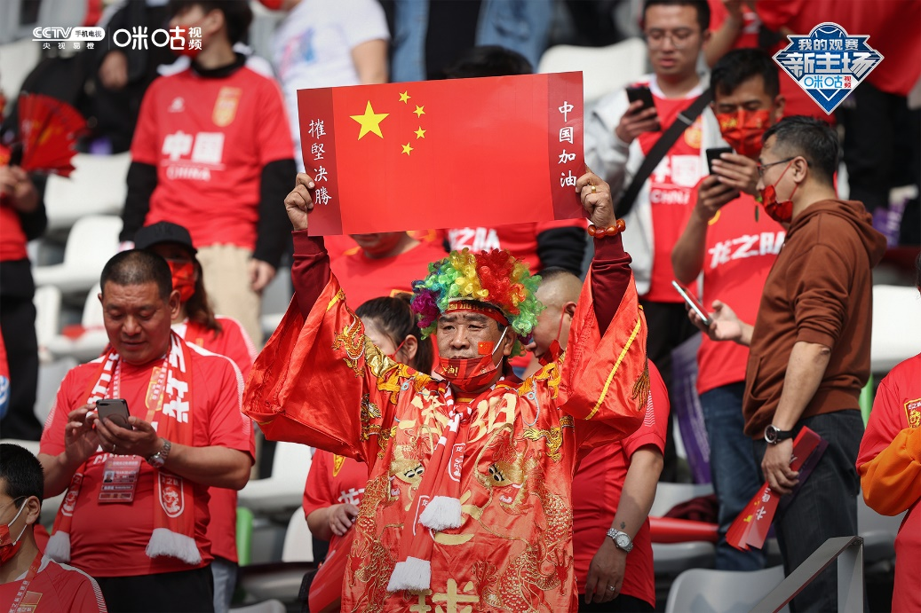 中国女足选手为国争光,实现华服梦想 中国女足选手为国争光,实现华服梦想