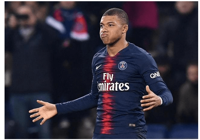 开云体育app-包含汉堡红星在比赛中出色发挥，夺得重要胜利的词条