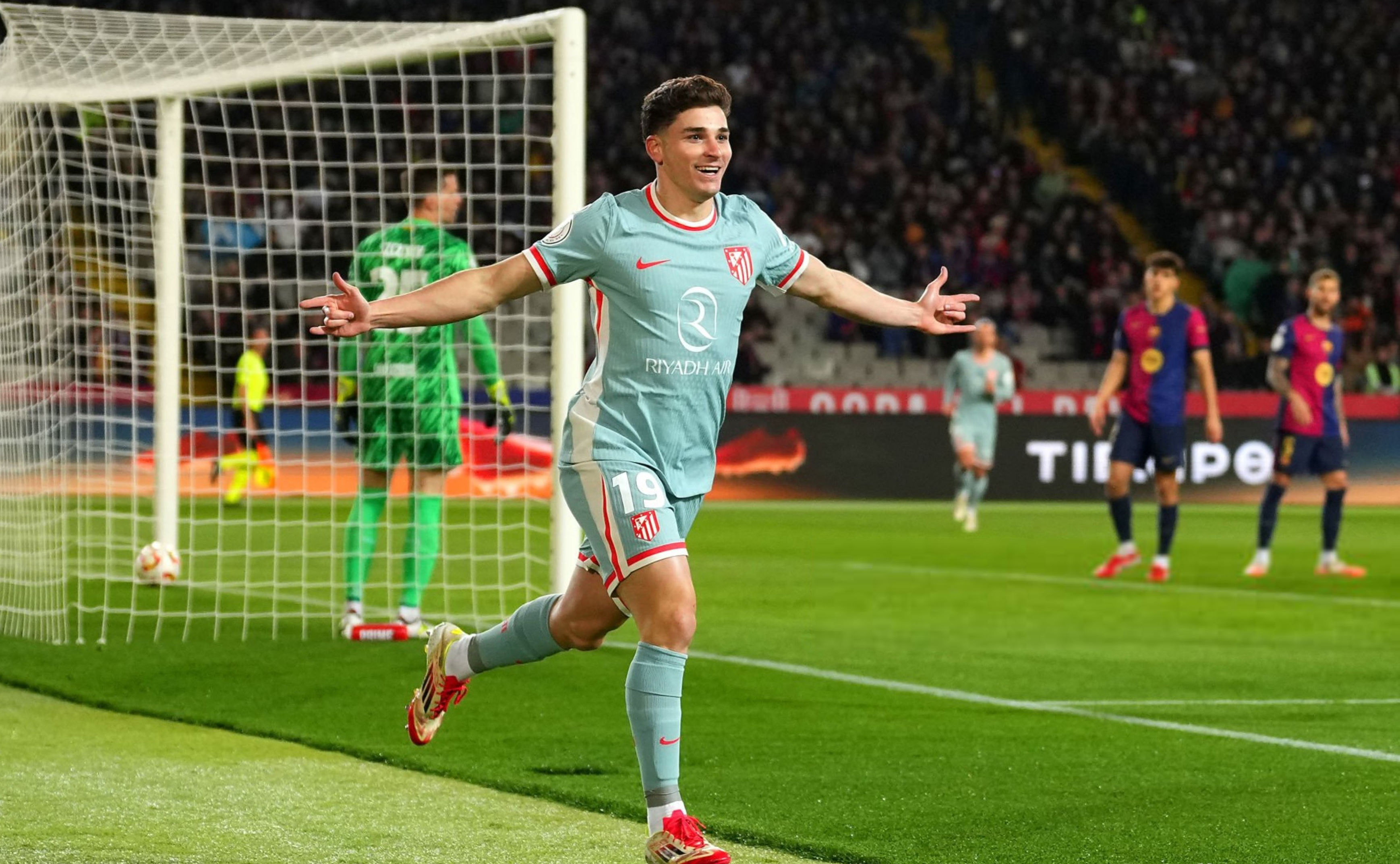 赛场上有让人心跳加速的瞬间，期待下一场比赛！