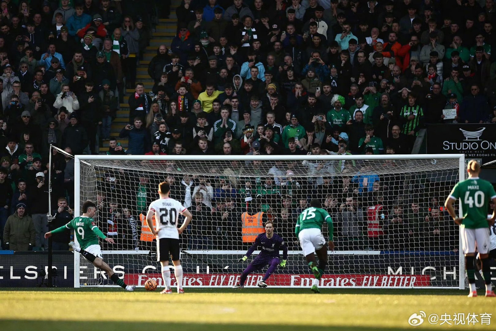 利物浦客场逆转击败伯恩茅斯，稳固榜首位置的简单介绍