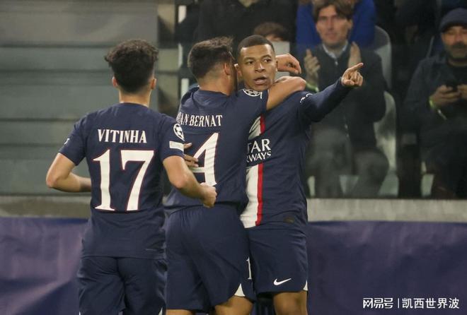 开云体育APP下载-包含欧洲冠军联赛再掀激情战火，球队角逐尽显激烈的词条