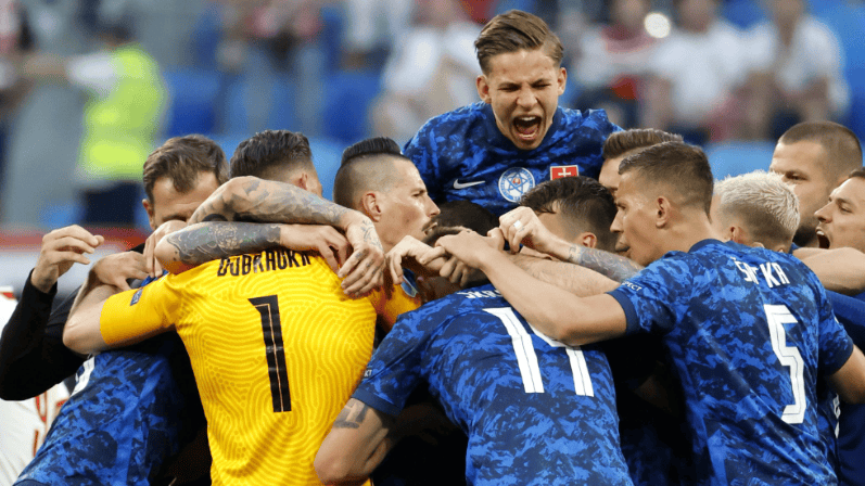 包含荷甲豪门阿贾克斯集结备战下轮比赛冲刺的词条 包含荷甲豪门阿贾克斯集结备战下轮比赛冲刺的词条