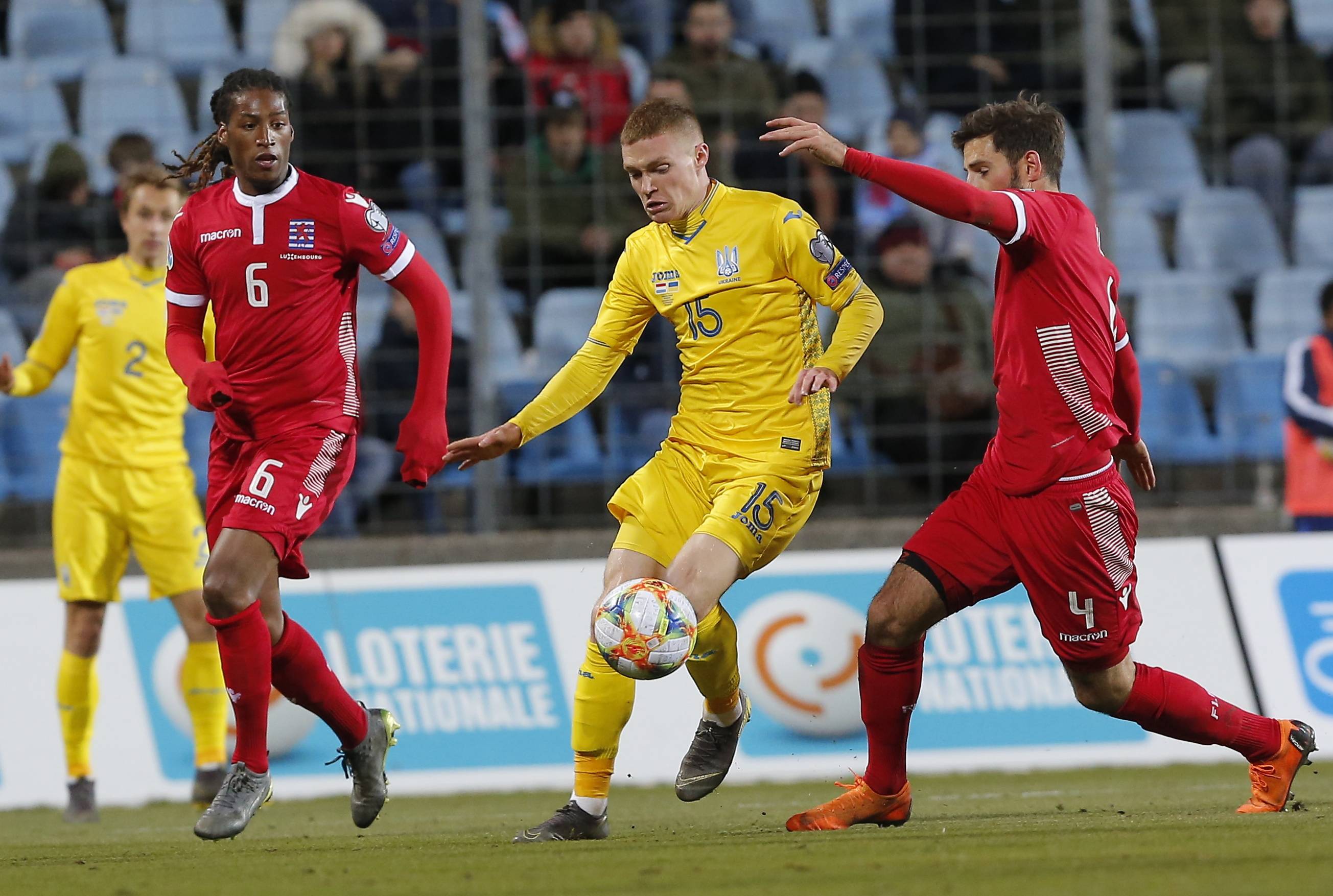 乌克兰国家队备战欧预赛,目标晋级的简单介绍 乌克兰国家队备战欧预赛,目标晋级的简单介绍