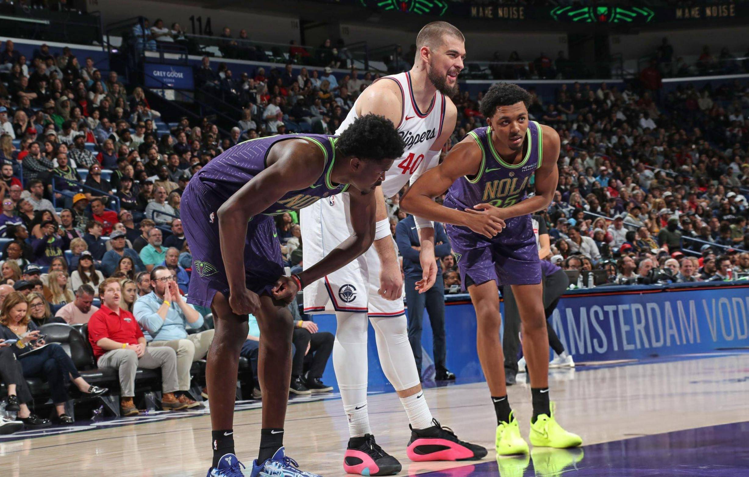 开云体育APP下载-包含老鹰战术再调整，明星球员回归助球队士气高涨的词条