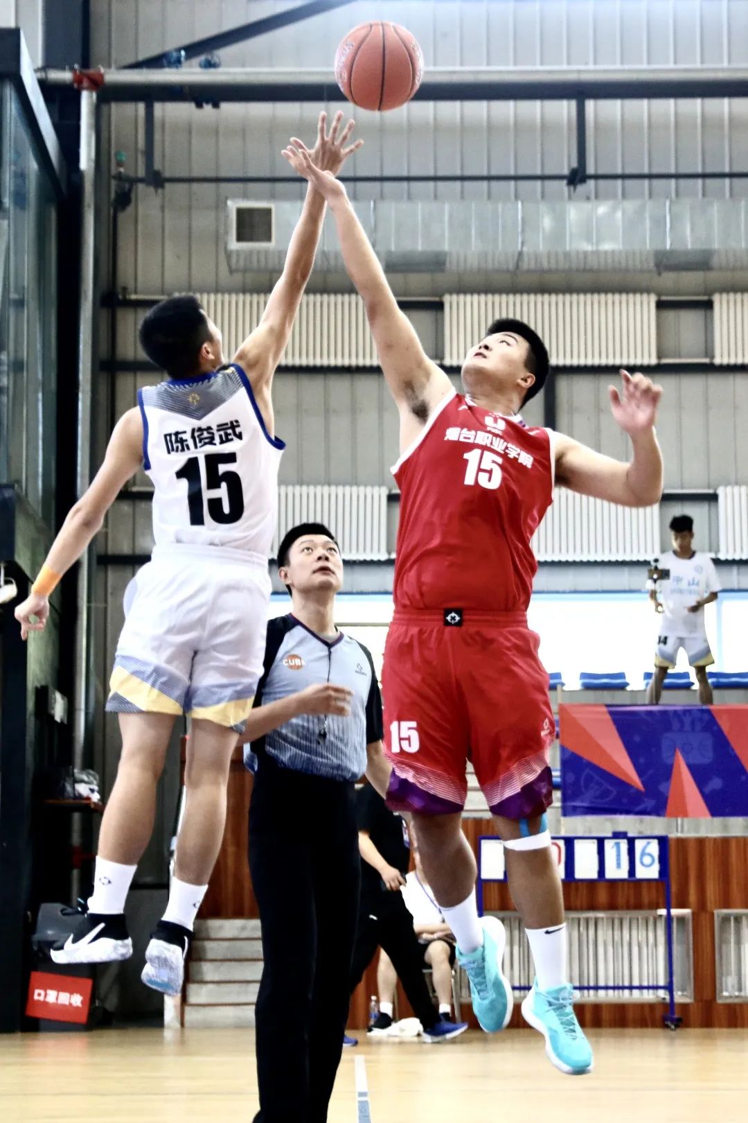 河南敬业男篮勇夺比赛胜利,球员表现优异的简单介绍 河南敬业男篮勇夺比赛胜利,球员表现优异的简单介绍