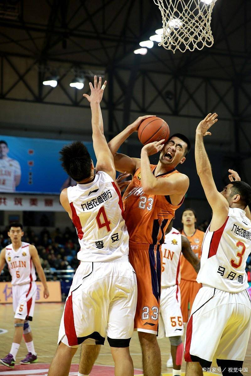 包含澳门男篮豪取连胜，一路高歌猛进的词条