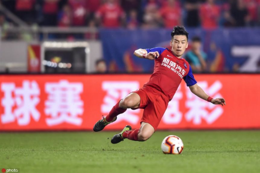 重庆斯威主场逆转河南建业，豪取胜利的简单介绍