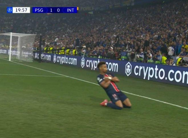 开云APP-PSG再遭打击，欧冠赛场惨败收场！