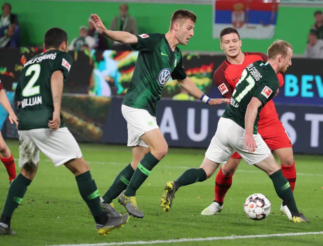 科隆客场大胜弗赖堡,稳固在德甲中游 科隆客场大胜弗赖堡,稳固在德甲中游