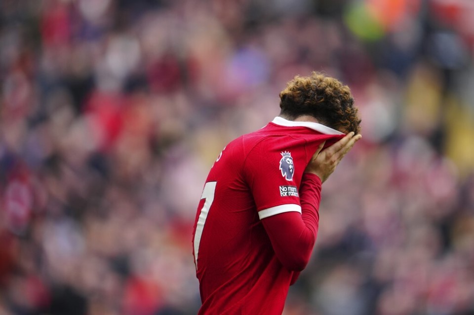 开云体育app-利物浦后防连番犯错,遭遇连败的简单介绍