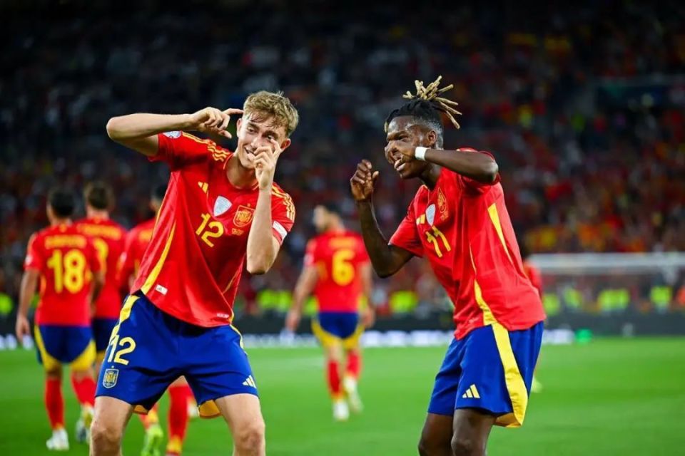 开云体育官网-葡萄牙队力克巴黎圣日耳曼，步入欧国联半决赛