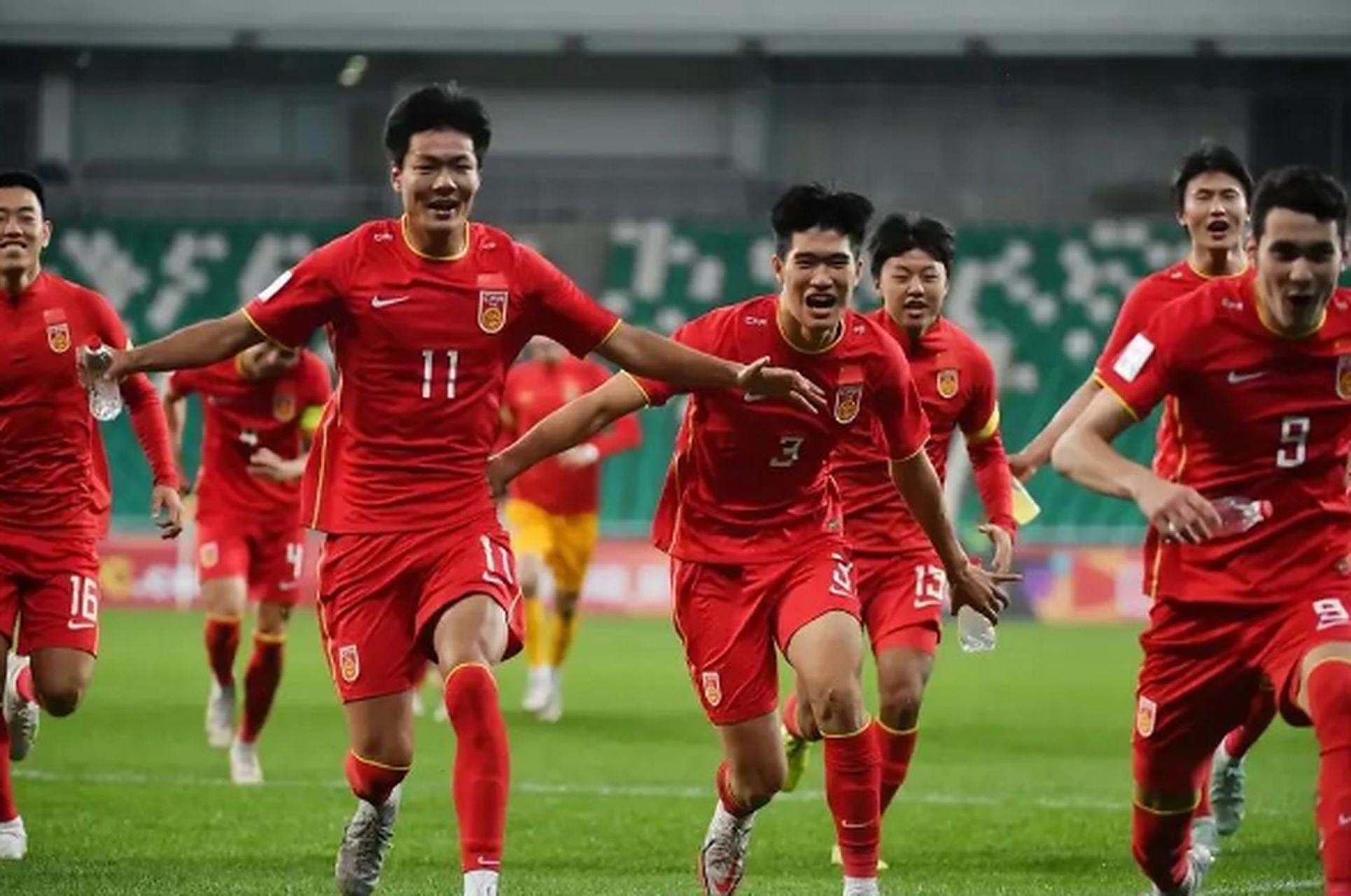 亚洲杯决赛沙特队喜获胜利