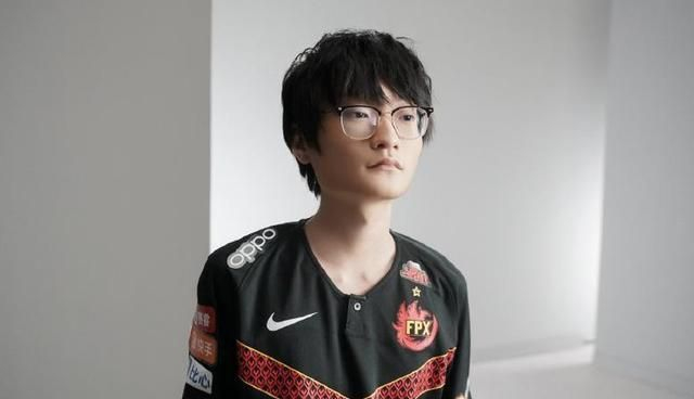 FPX逆转NS,Kanavi高光表现的简单介绍 FPX逆转NS,Kanavi高光表现的简单介绍