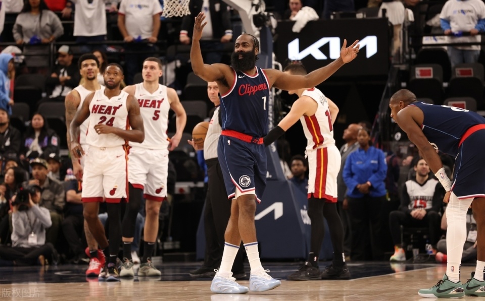 开云官网-包含火箭逆转湖人,哈登轰42+10+11的词条