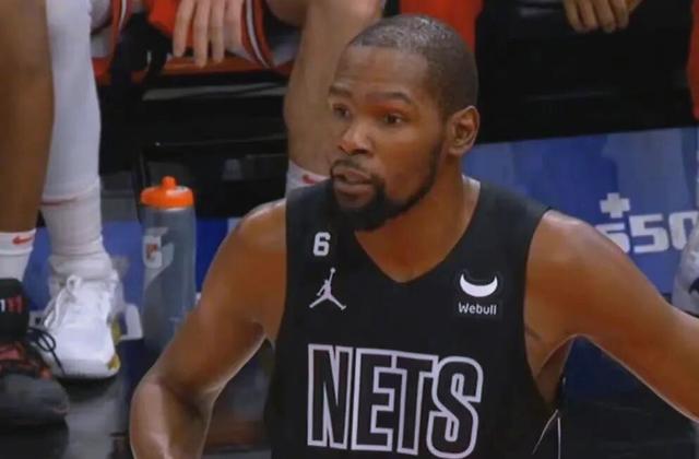 开云体育-篮网开局三连胜，杜兰特表现出色引关注