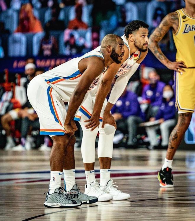 开云平台-湖人豪取八连胜，东部头把交椅的简单介绍