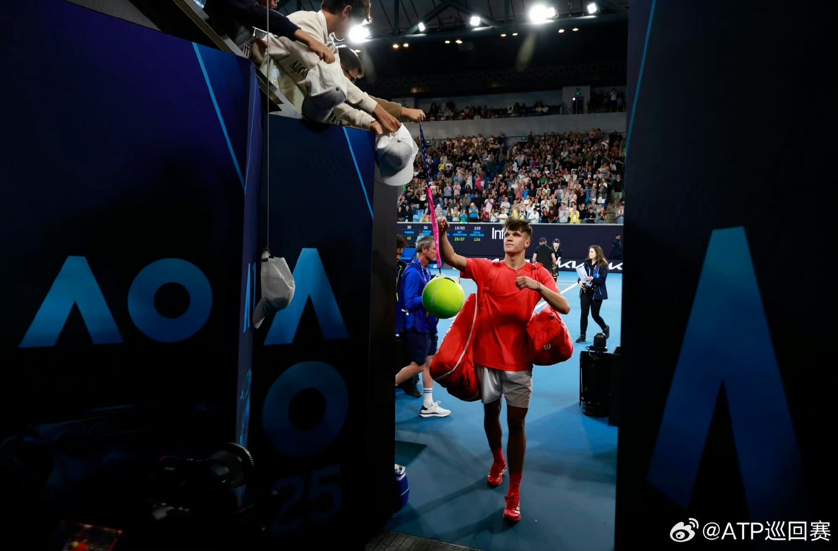 关于澳网险胜年终总决赛，鲁德关键制胜的信息