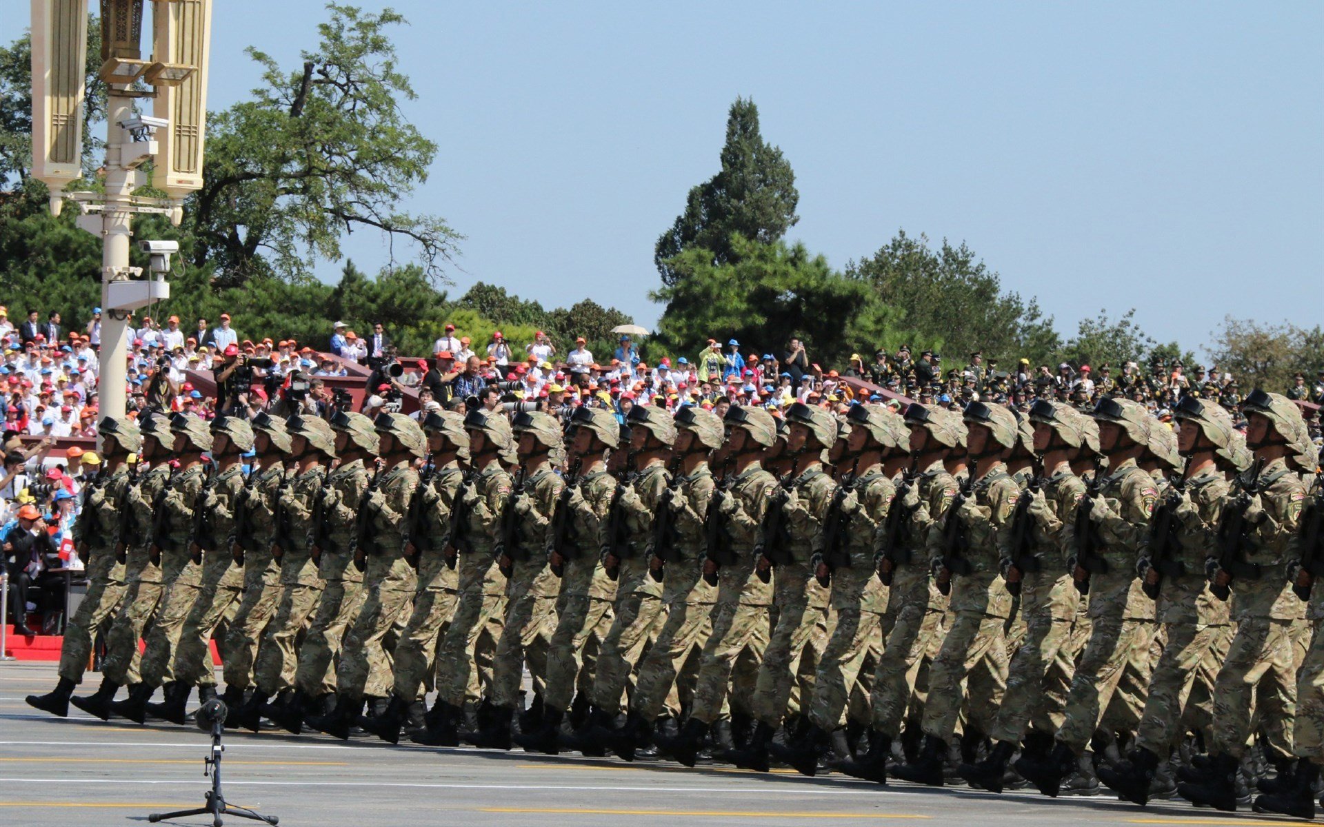 绝境狂花,马丁内利爆发引领尼斯关键战突围南非
