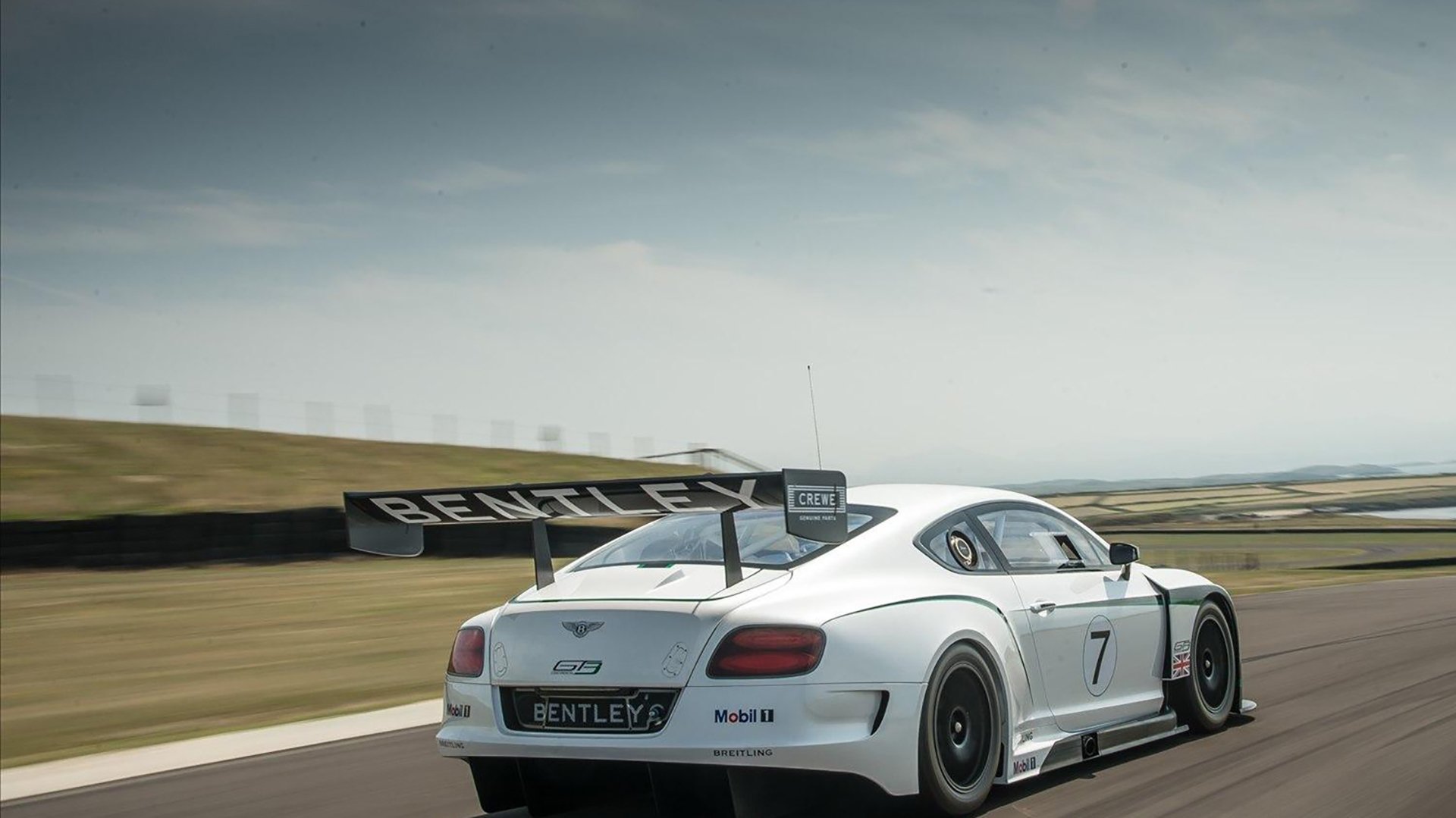 开云下载-力挽狂澜！恩比德关键进球定乾坤，太阳决胜局带走胜利