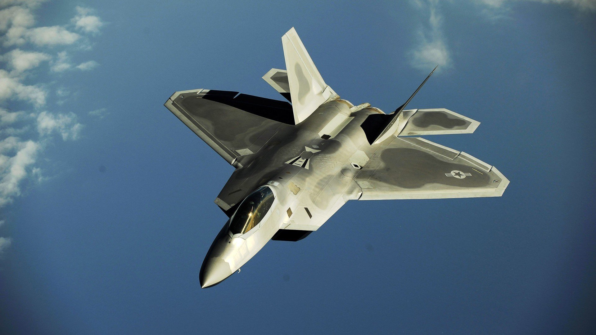 开云体育下载-詹皇独耀压群雄，爵士铁壁锁魔术，个人传奇与团队铁律的共舞