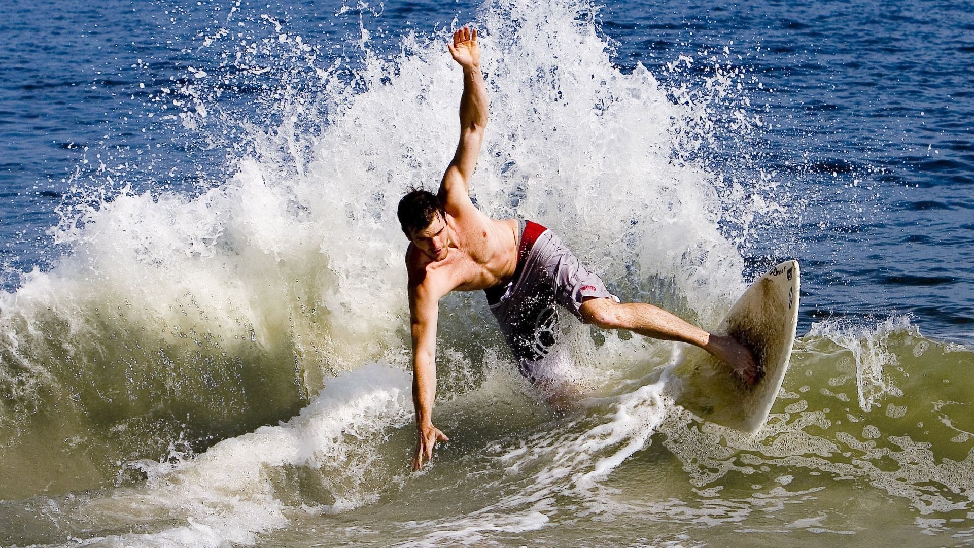 开云体育中国-没有他，76人的横扫盛宴只会是一张空头支票，爱德华兹的关键是如何炼成的？